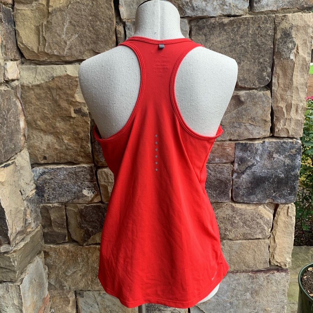 Nike Tank Top - Picture 2 of 5